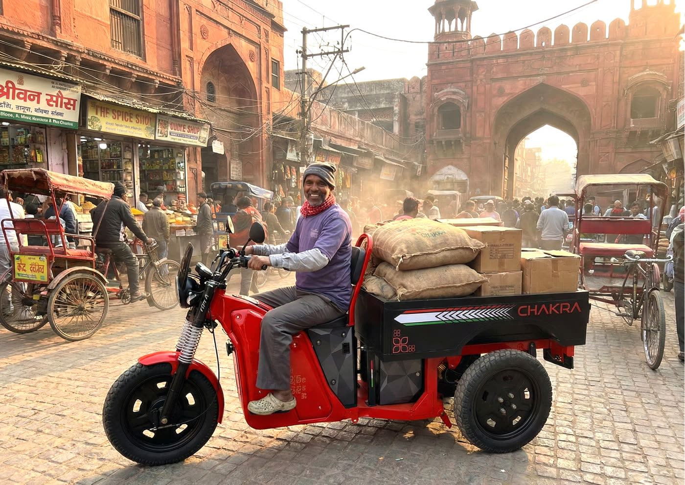 Chakra Loadmaster in Old Delhi